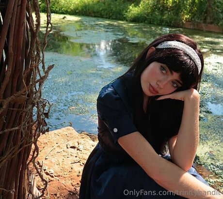 Trinitybandit model nice pic