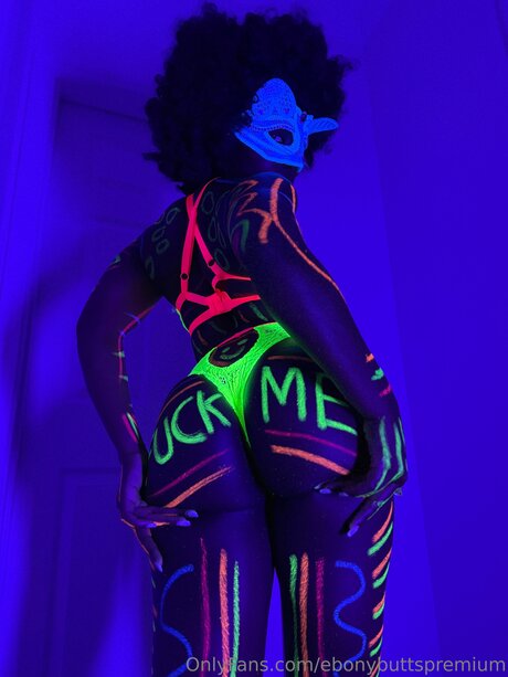 Ebonybuttspremium sexy star images