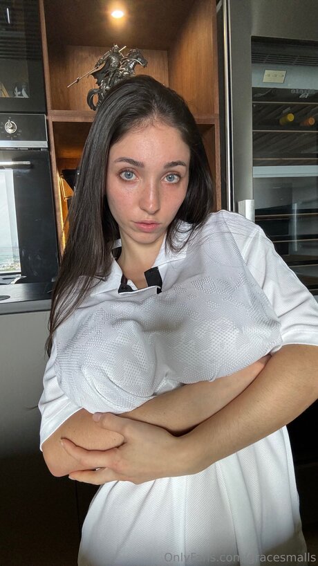 Gracesmalls star sexy gallery