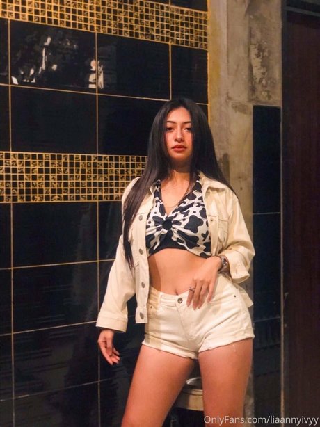 Lia Ivy star exclusive pic