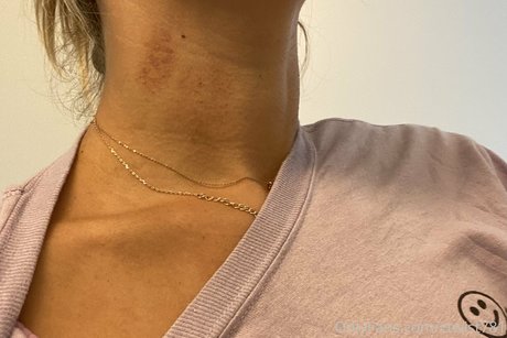 _Courtney Savage pornstar gallery