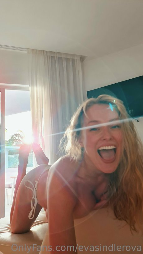 Eva Sindlerova Quick model image