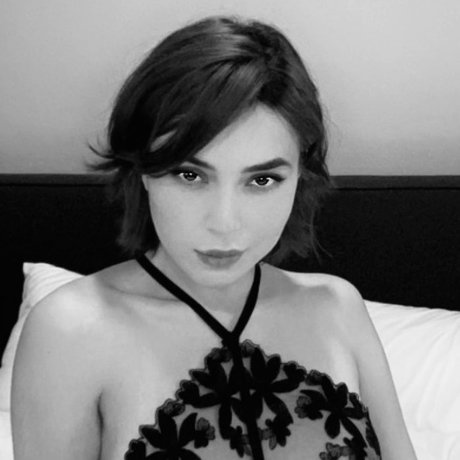 Coughs star exclusive pic