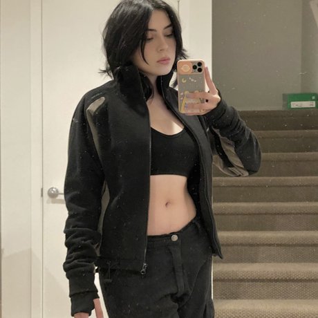 Coughs model sexy img