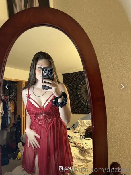 Dezbez pornographic model gallery