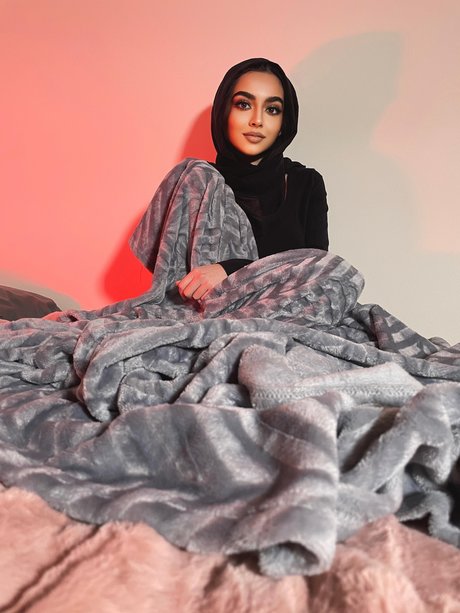 Mariam Hadid model xxx photo