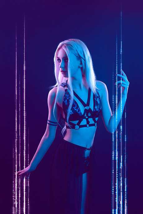 Whitefox Lunedcrevan_ star xxx galleries