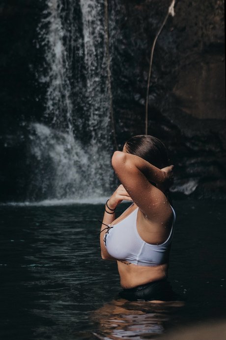 Gwen Carter xxx model pictures