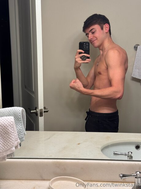 Twinkstann pornstar erotic pics