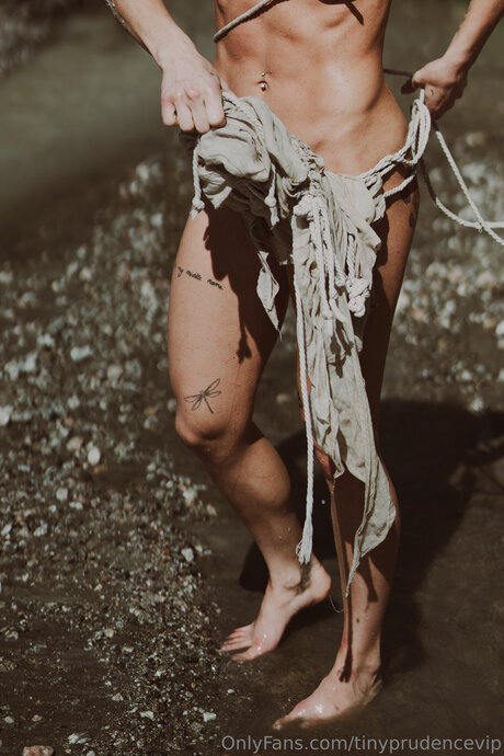 Tinyprudencevip star hd photos