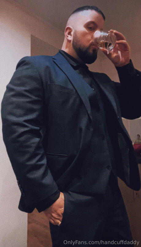 Handcuffdaddy erotic model galleries