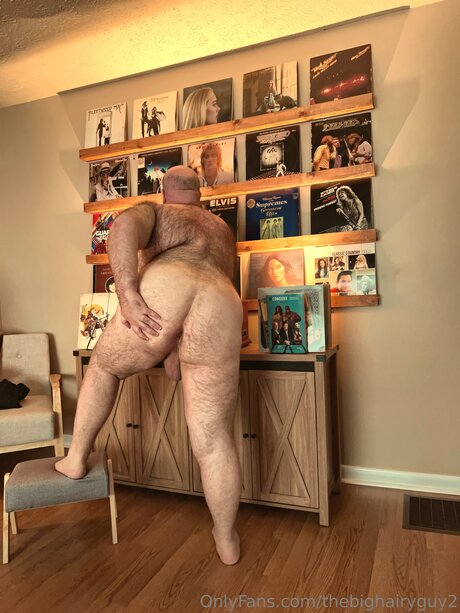 Thebighairyguy2 best model photos