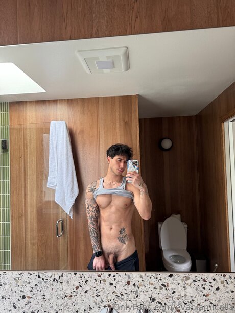 Evanlamicella erotic pornstar photos