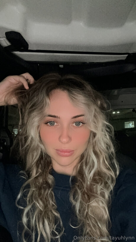 Tayuhlynn star pornographic images