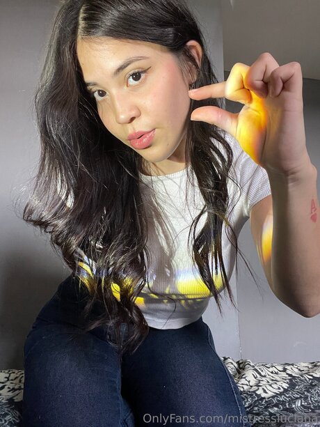 Mistressluciana pornstar erotic photo