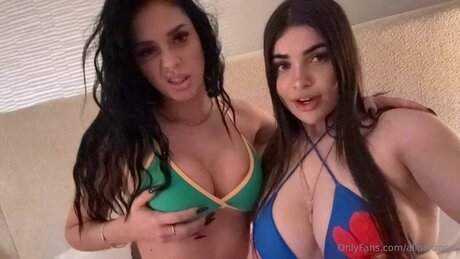 Alinaxrose pornstar sexy photo