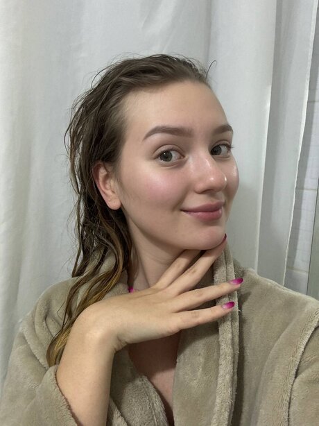 Murrawrr naked model picture