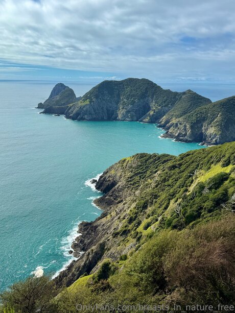 Breasts In Nature Free erotic pornstar photo