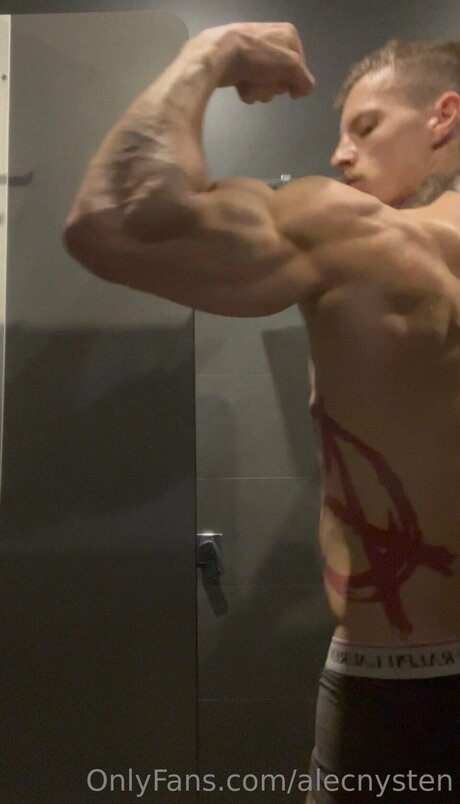 Alecnysten nude model galleries