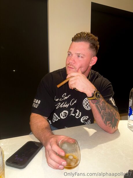 Alphaapollo37 pretty pornstar image