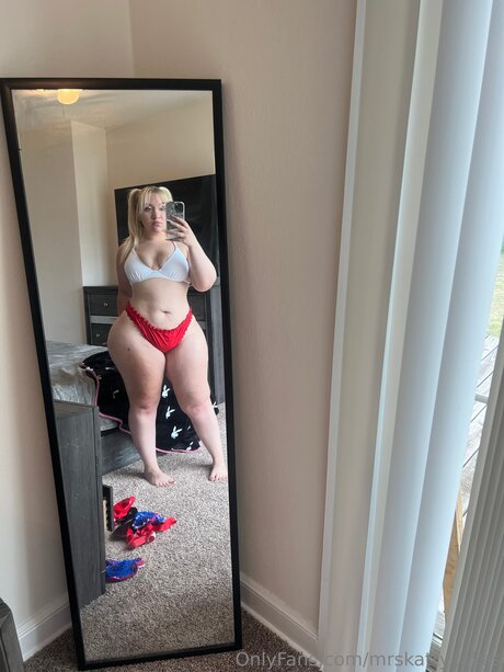 Mrskattycakes best model photo