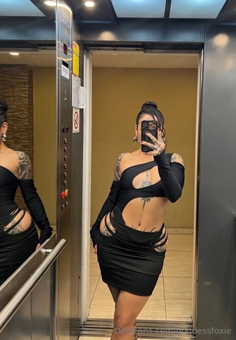 Goddessfoxie erotic pornstar archive