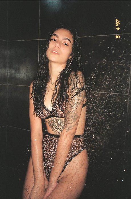 Brianna Itshades pornstar high quality images