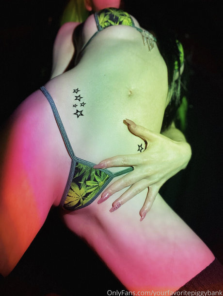 Villanelle_ beautiful star photo