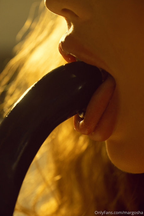 Margosha_ hot actress pics