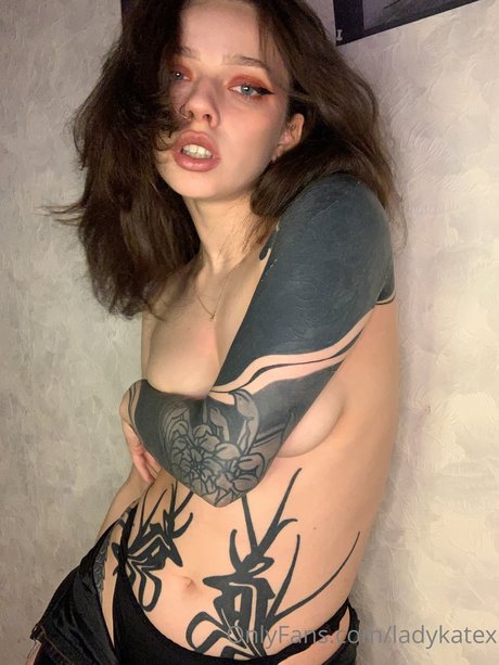 Jadie The Baddie star pretty image