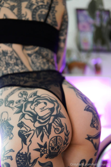 Tattooed Russian model erotic gallery