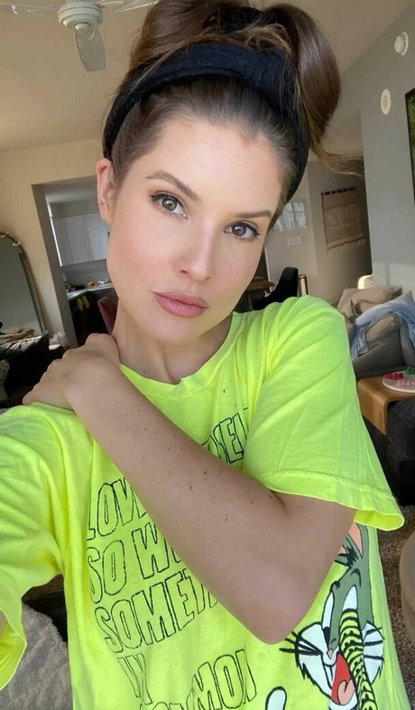 Amanda Cerny pretty model galleries