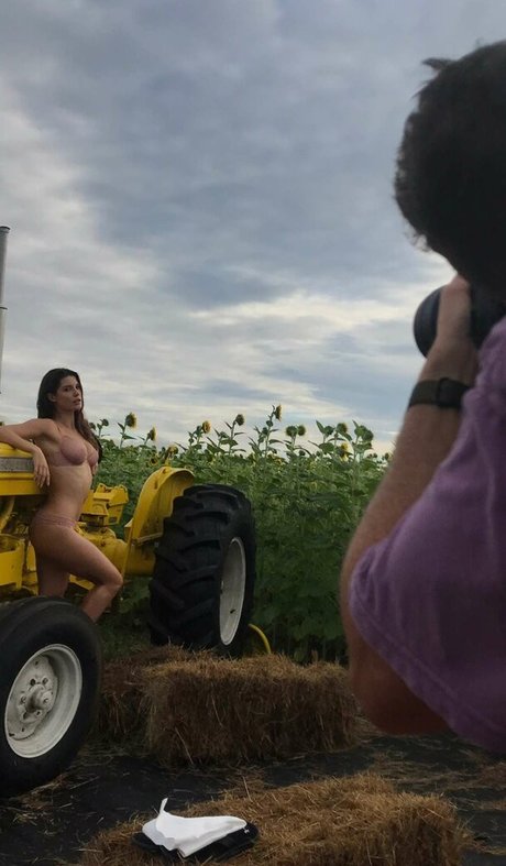 tiny onlyfans sex photos