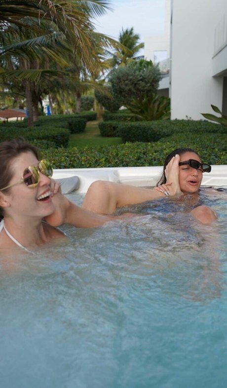 busty ebony onlyfans adult galleries