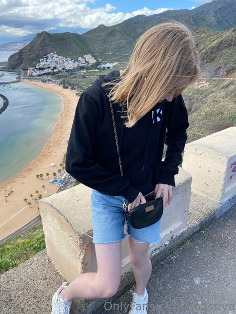 Anastiya sexy actress pictures