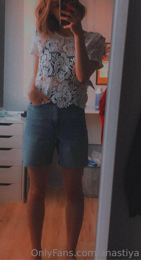 Anastiya hot model photos