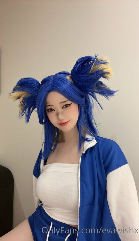 Evawishx_ porn star images