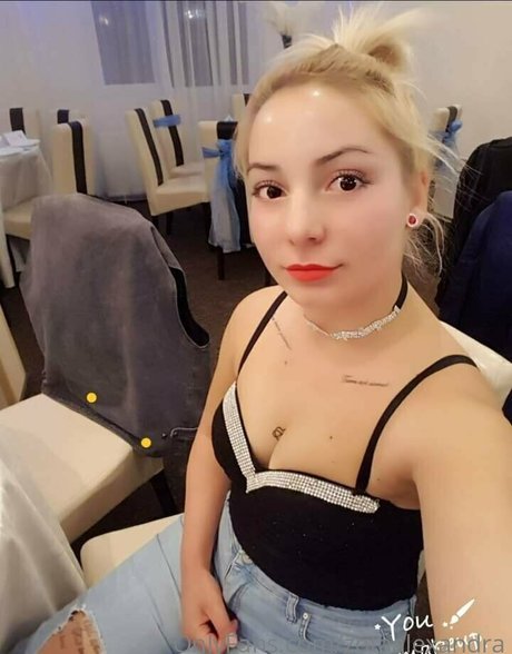 zotaalexandra hot star archive