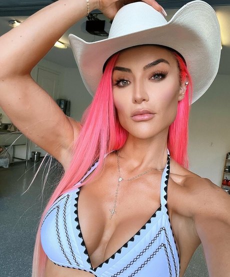 Natalie Eva Marie naked pornstar picture