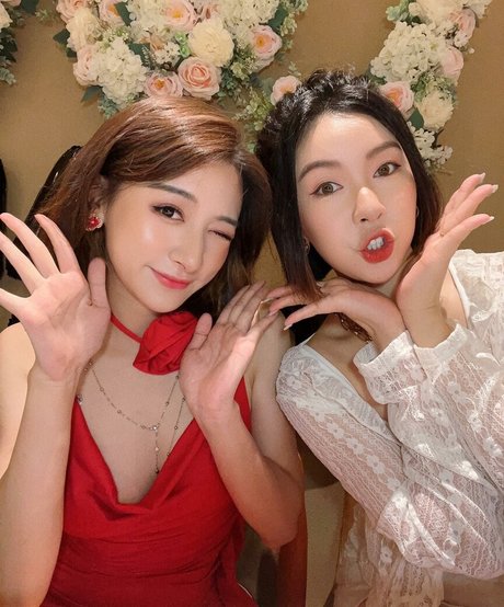 Inshy model sex galleries