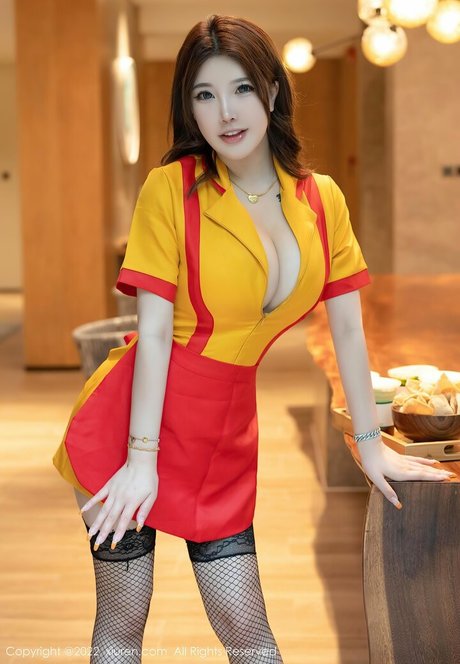 Rena Honey model pretty picture