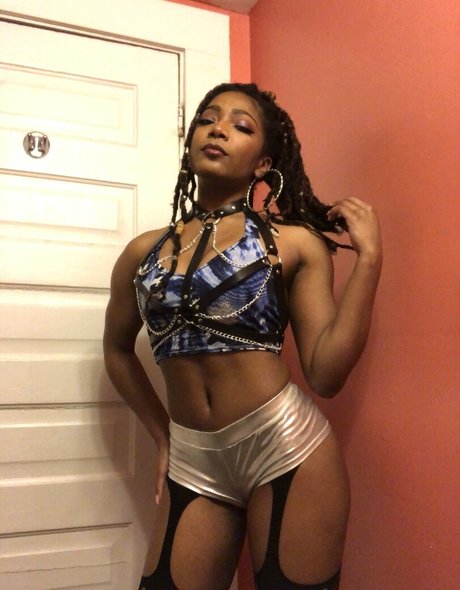 ZynahBear free actress picture