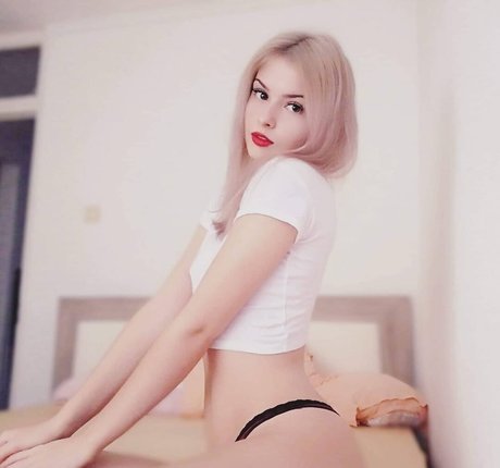 zswaez star nude pics