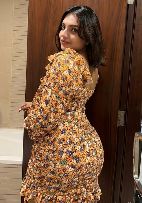 zorilee model free galleries