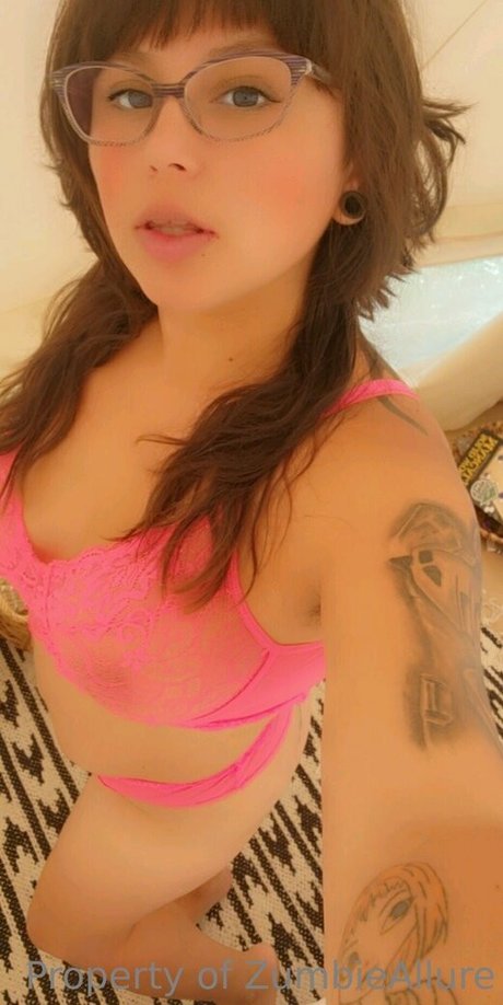 autumn onlyfans exclusive images