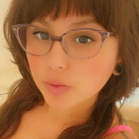 Zumbieallure exclusive star photos