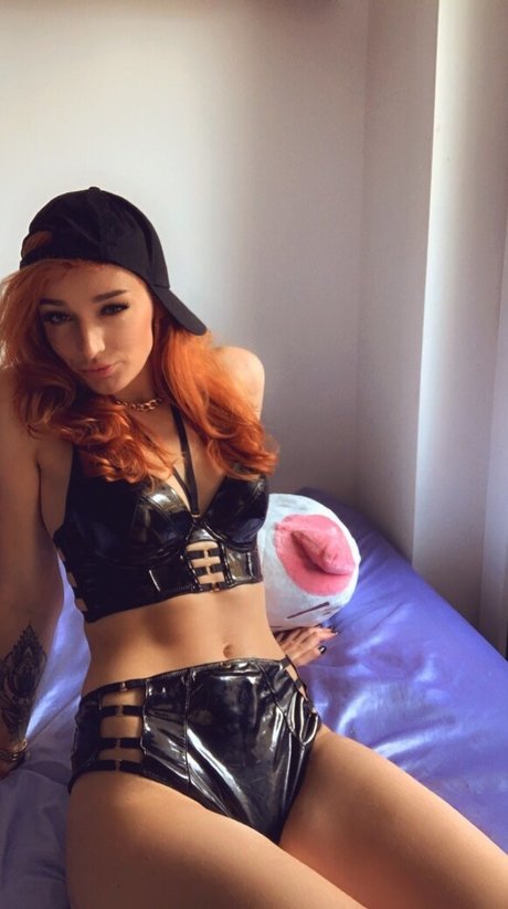 Zuccubuz model pornographic img