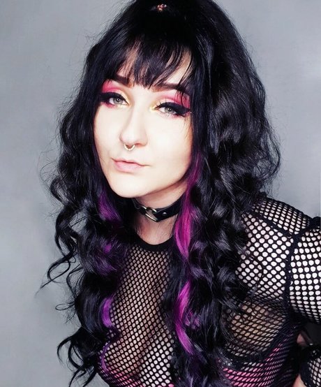 Zuzu Cosplay art model img