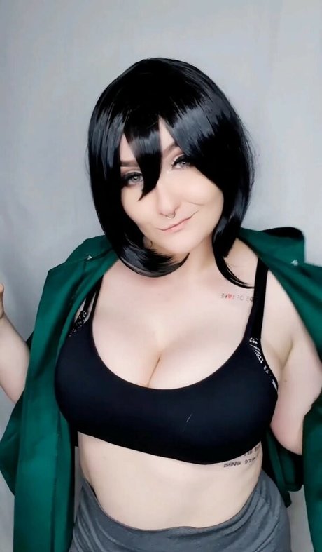 Zuzu Cosplay naked pornstar photo