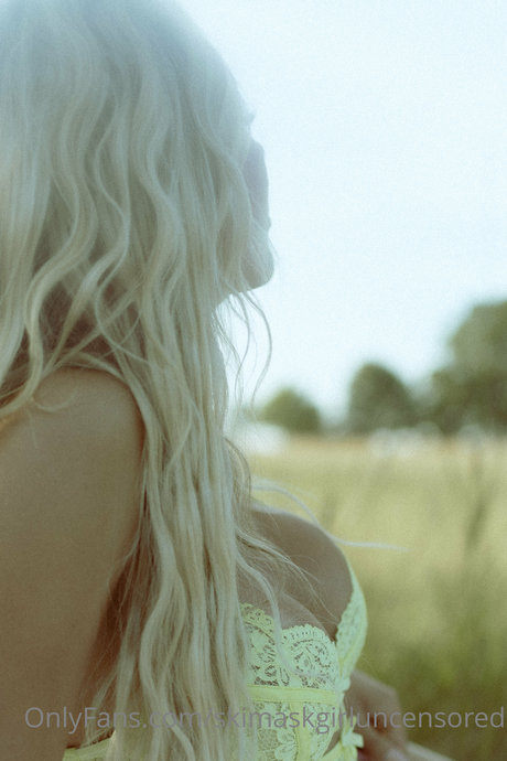 Briana Armbruster_ top star image